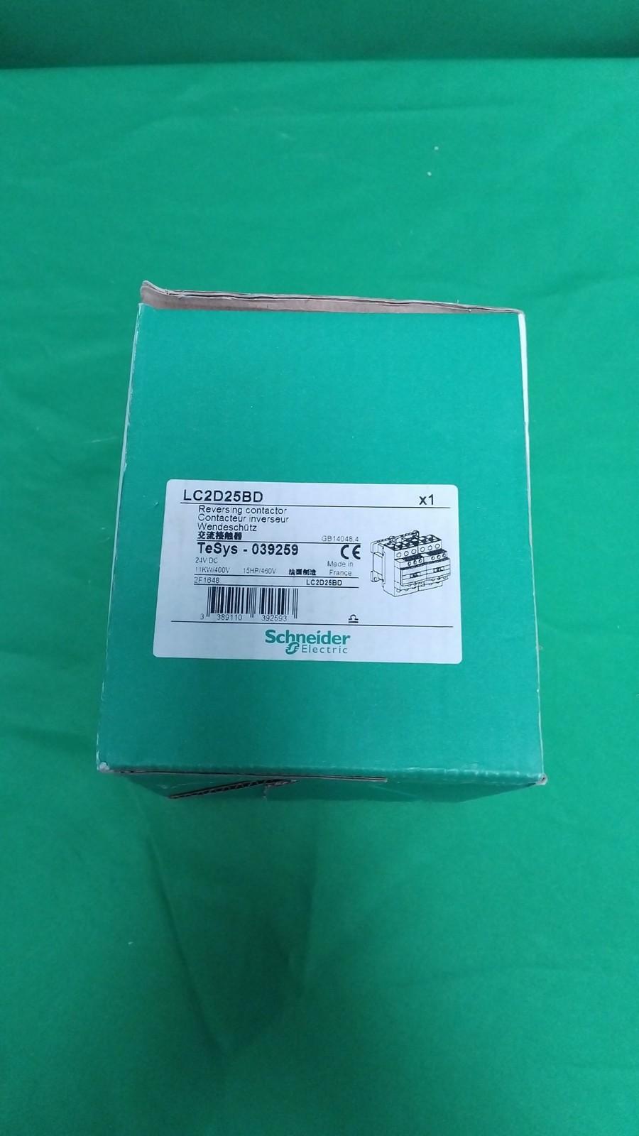 TeSys Deca reversing contactor - 3P(3 NO) - AC-3 - <= 440 V 25 A - 24 V DC coil