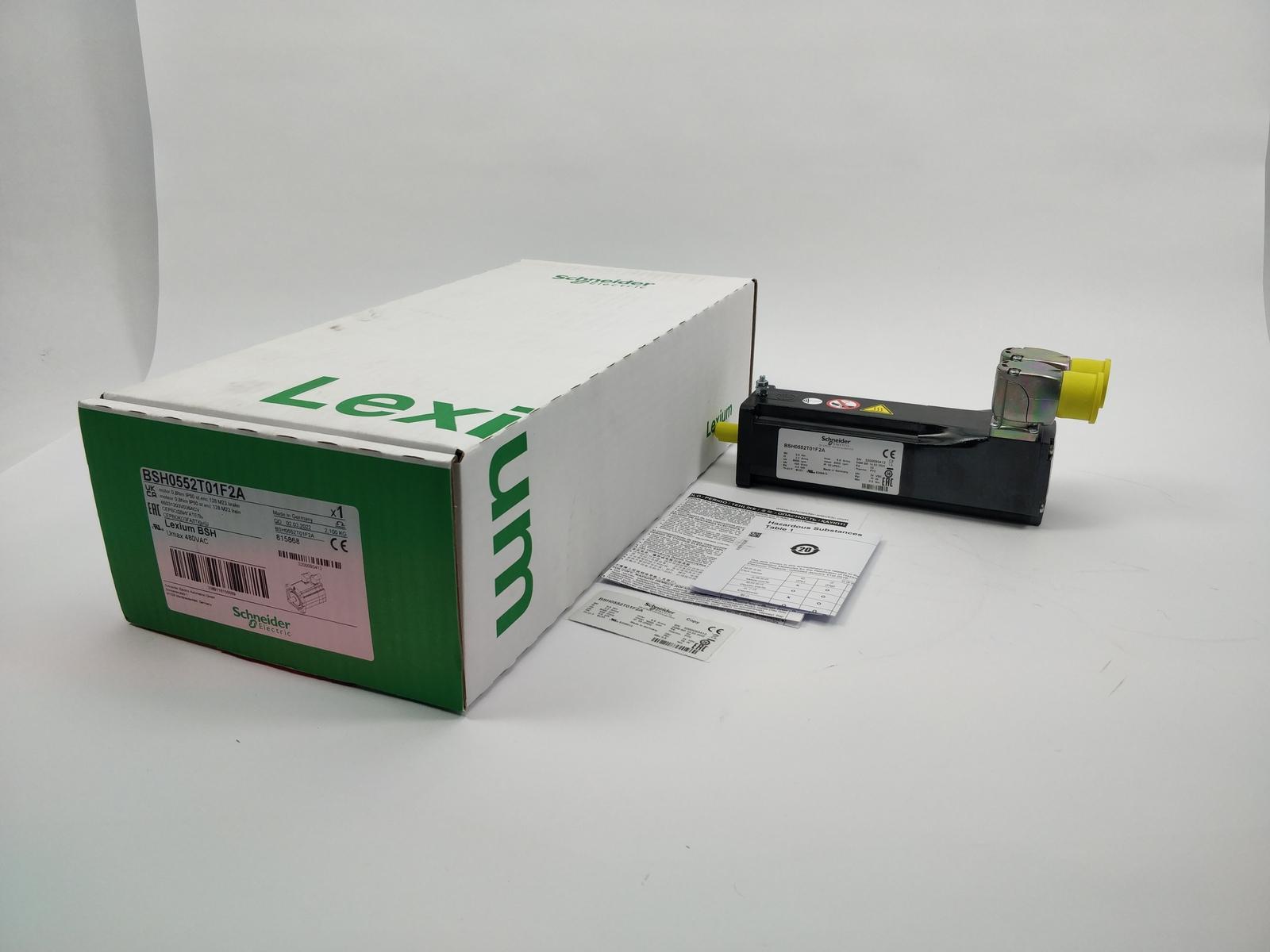 servo motor BSH, Lexium 05, 0.9N.m, 6000rpm, 55mm, untapped shaft, Sincos single turn, with brake, IP50