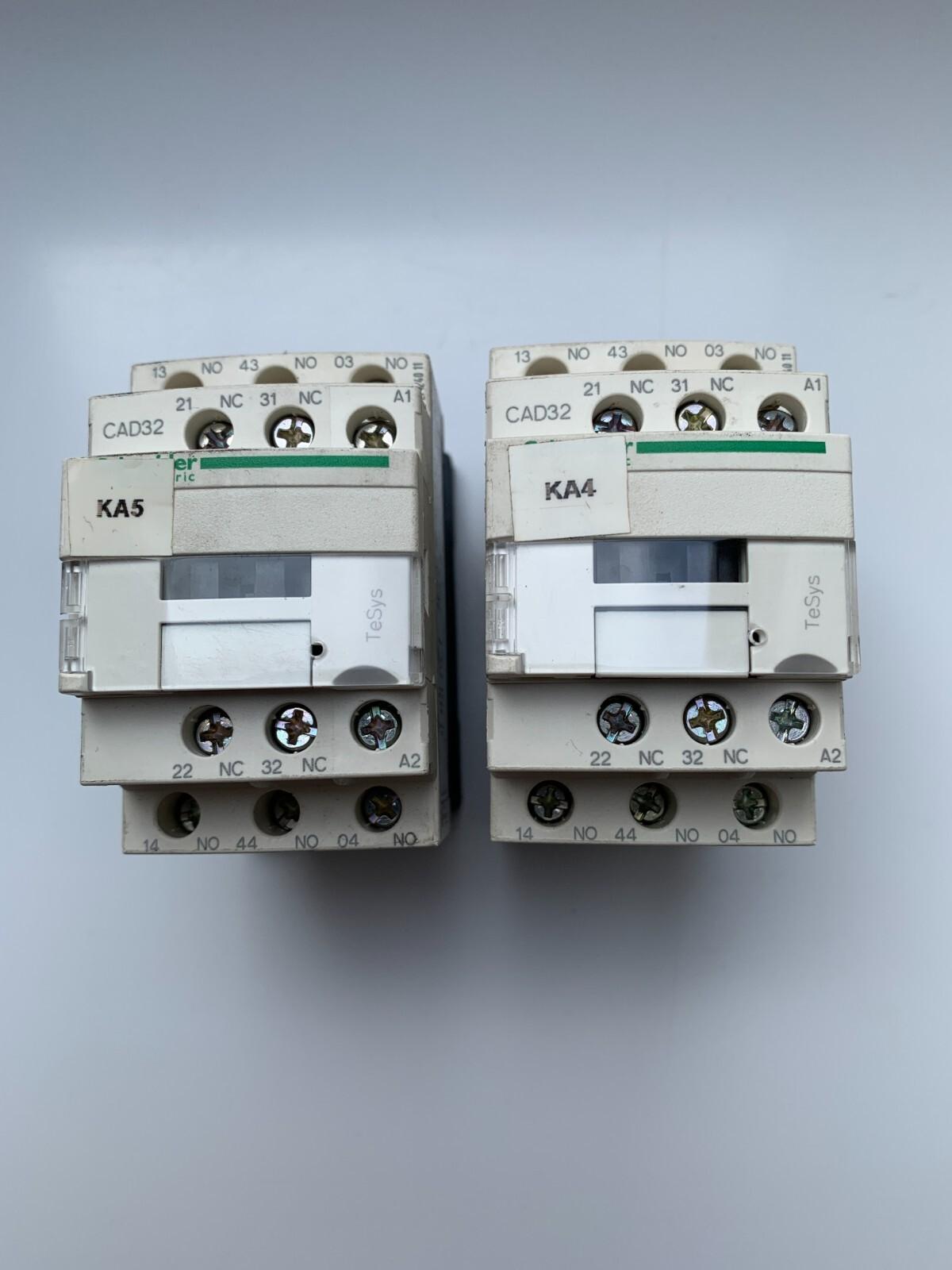 TeSys Deca control relay - 3 NO + 2 NC - <= 690 V - 24 V AC standard coil