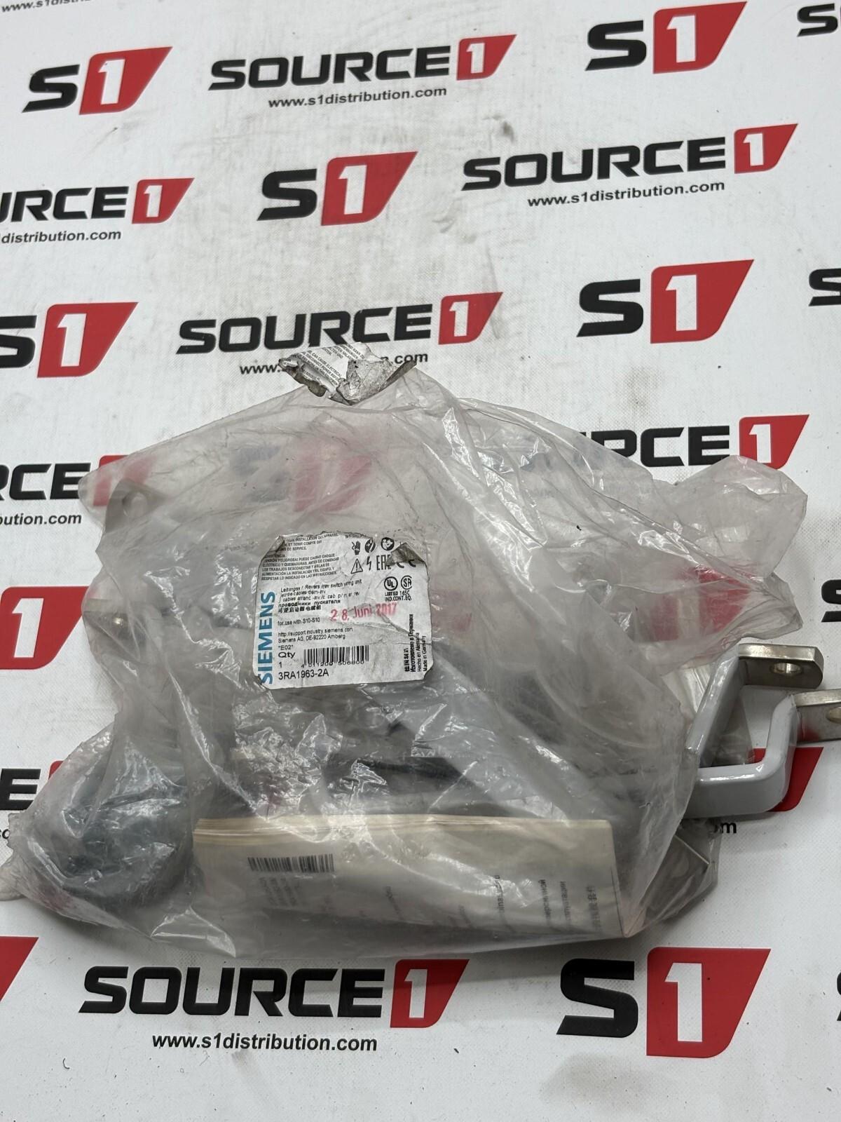 CONTACTOR BUS BAR SET FOR REVS(2) 3RT1_6