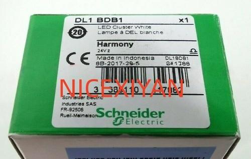 LED bulb, Harmony XVB, BA 15d, white, steady light, 24V AC/DC