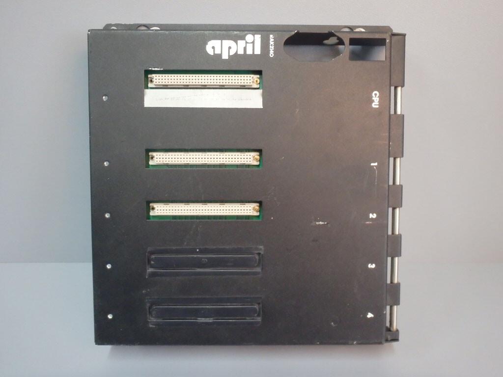 RAK2140 RAK2140 Rack 12 pouces APRIL 2000