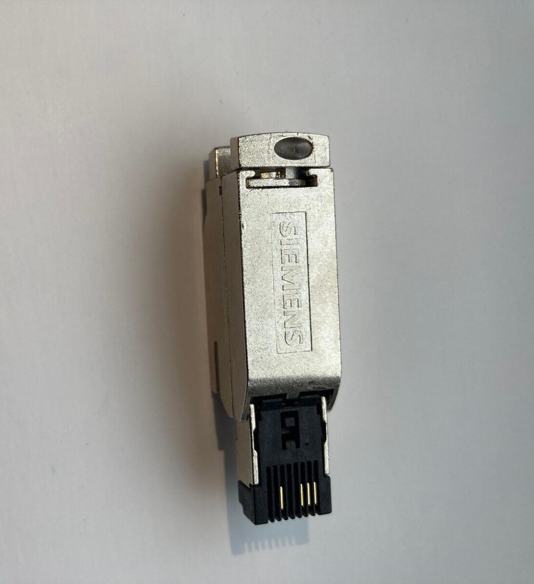 CONNECTOR IE FC RJ45, 180 DEG (1 PC)