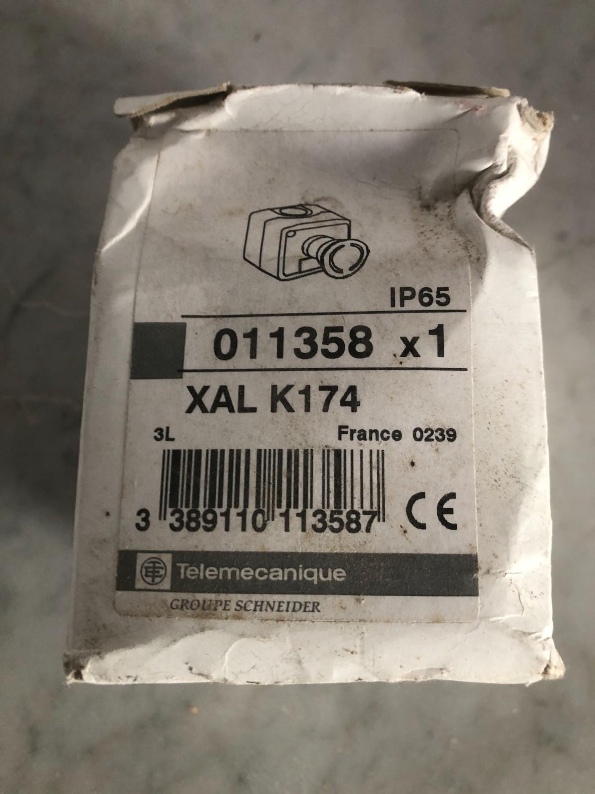 télémécanique XALK 174 boite jaune coupure d'urgence rouge Ø40