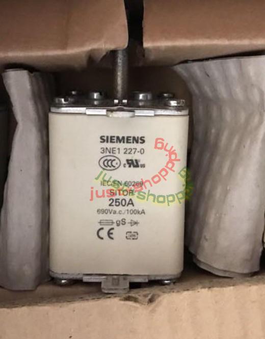 FUSE-LINK SITOR 250A, AC 690V, SZ 1