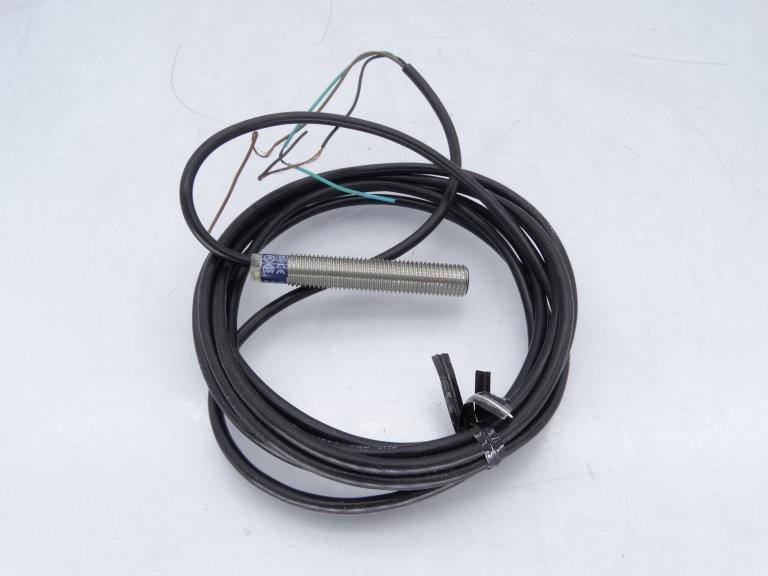 Inductive proximity sensors XS, inductive sensor XS6 M8, L51mm, stainless, Sn2.5 mm, 12...48 VDC, cable 2 m
