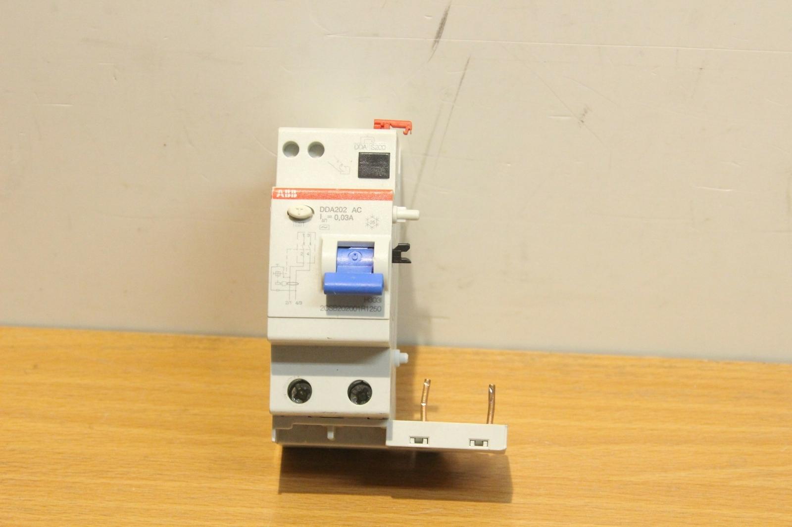 DDA202 AC-25/0.03 Residual Current Device Block