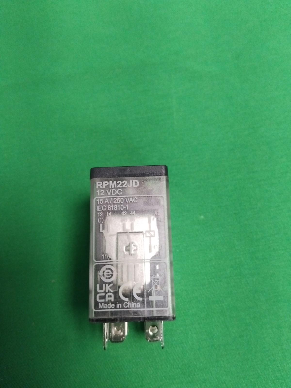 plug-in relay, Harmony electromechanical relays, 15A, 2CO, with LED, lockable test button, 12V DC