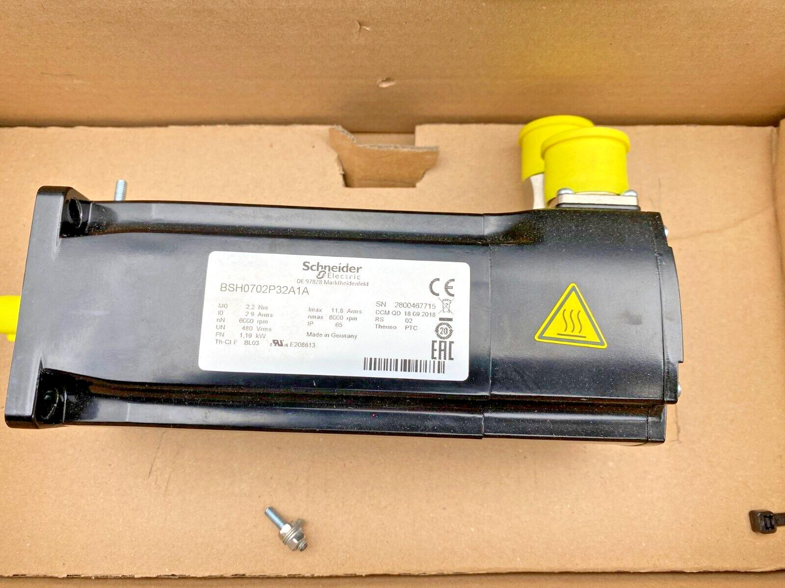 servo motor BSH, Lexium 05, 2.2N.m, 3000rpm, 70mm, keyed shaft, Sincos multi turn, without brake, IP50