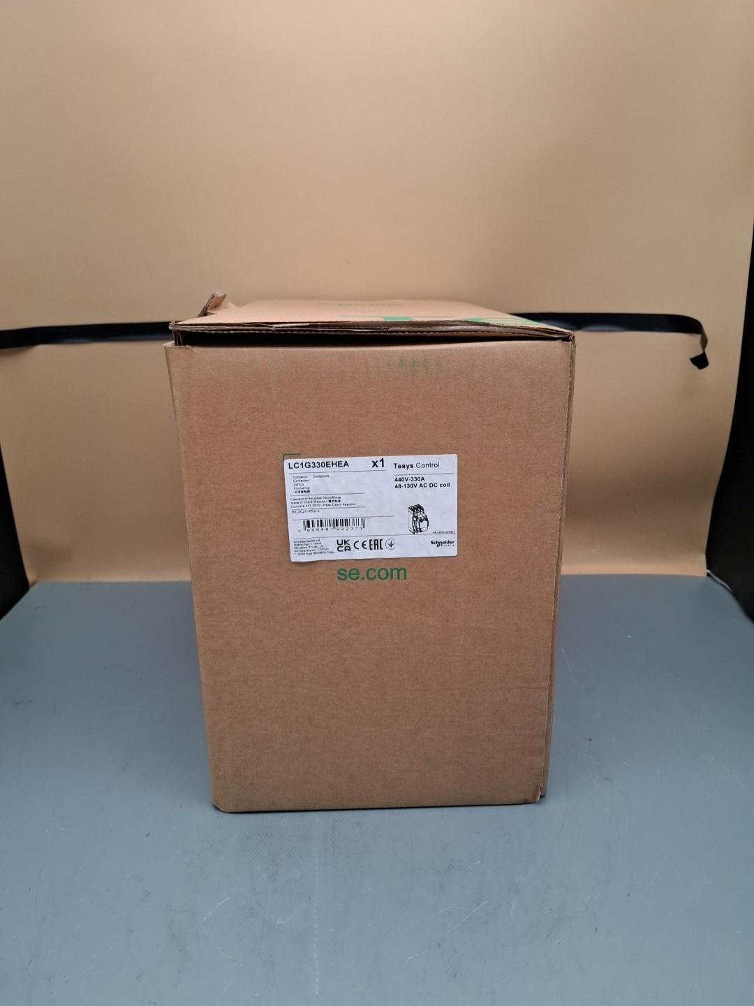 Contactor, high power, TeSys Giga, advanced version, AC-3, <= 440V, 330A, 3 pole/NO, 48-130VAC/DC coil