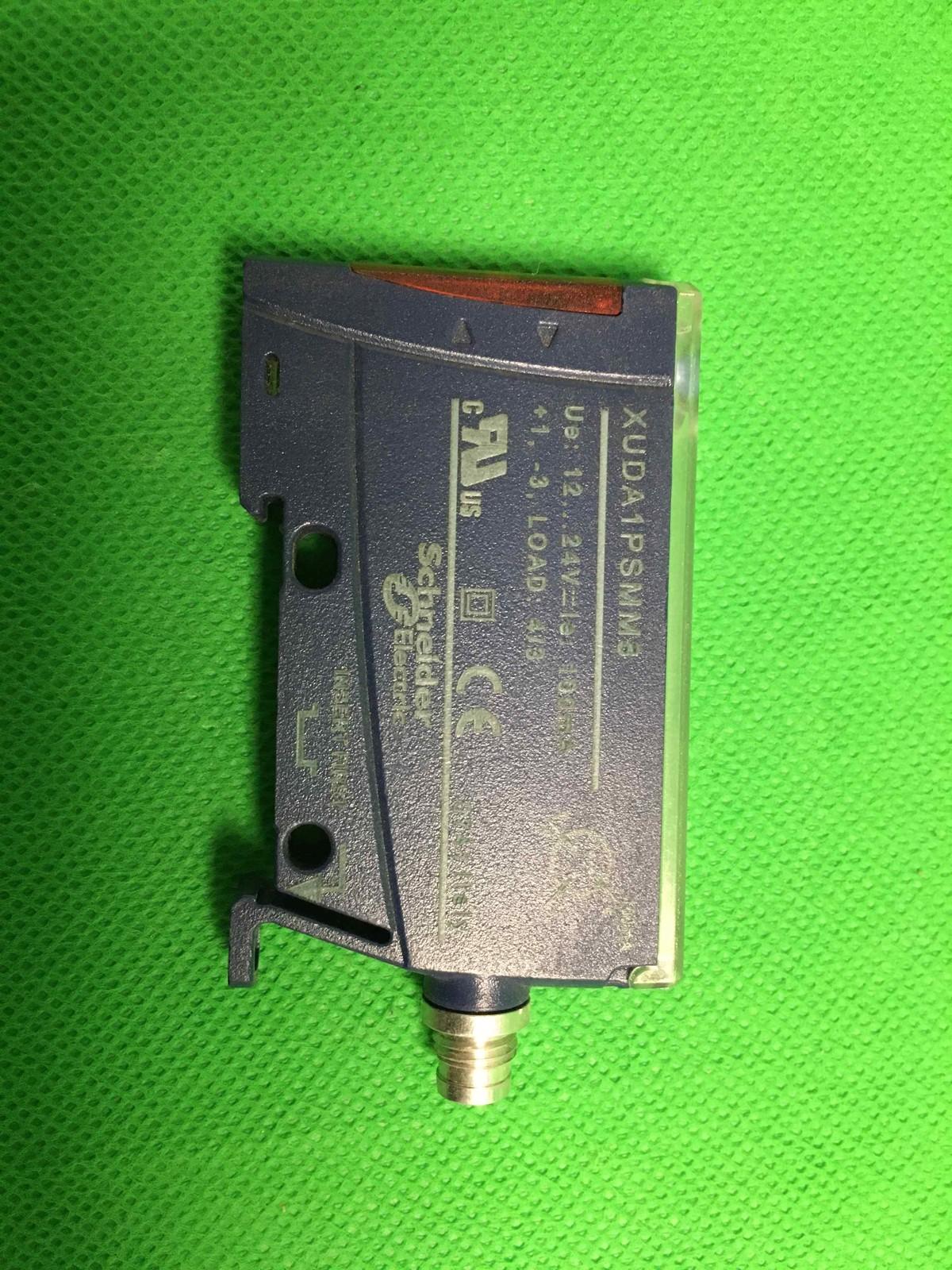 Photoelectric sensors XU, XUD, M8, PVC, PNP, discrete solid state