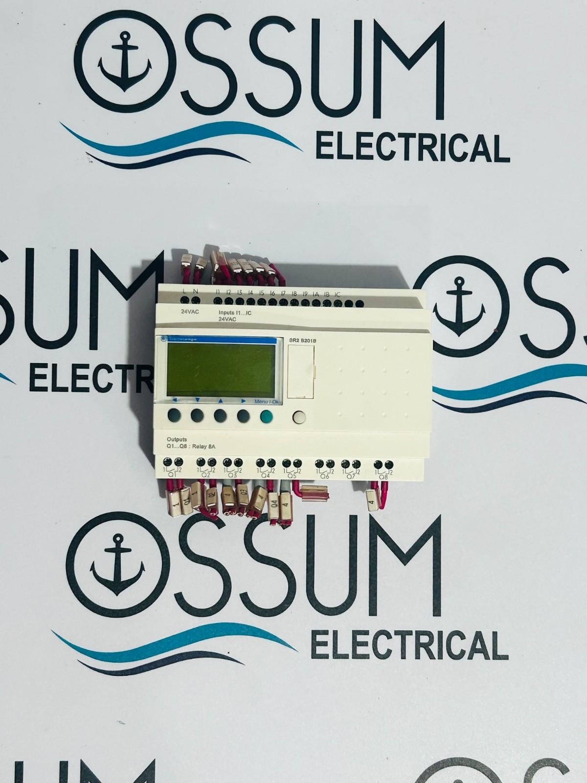 compact smart relay, Zelio Logic SR2 SR3, 20 IO, 24V AC, clock, display