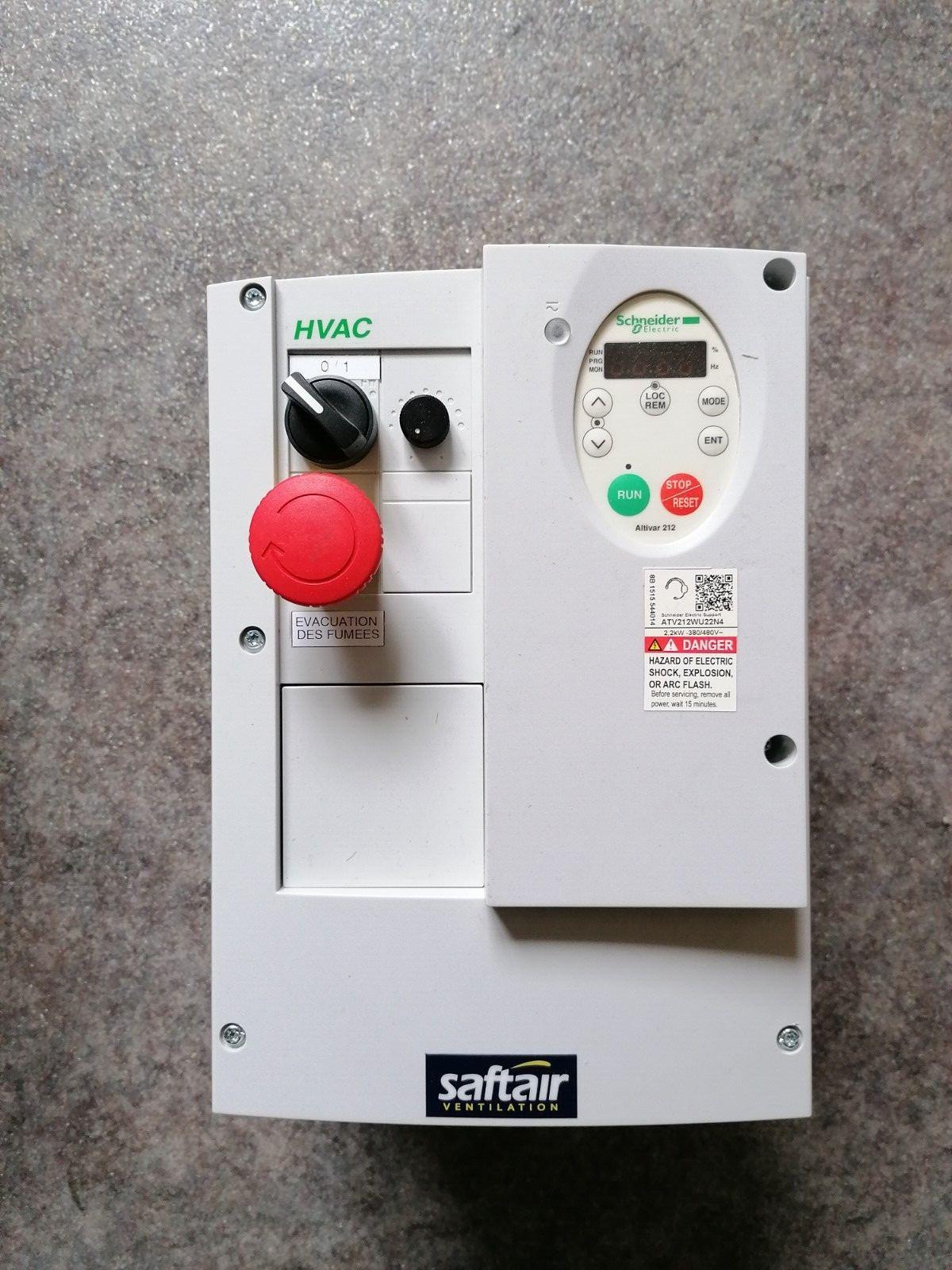 variable speed drive, Altivar 212, 2.2kW, 3hp, 480V, 3 phases, with EMC class C2, IP55