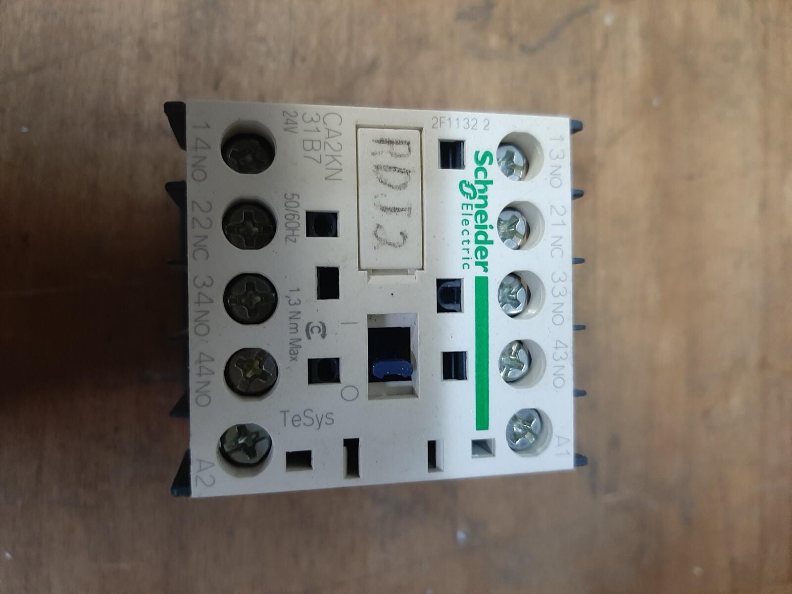 Control relay, TeSys K, 3 NO + 1 NC, lt or eq to 690V, 24VAC coil