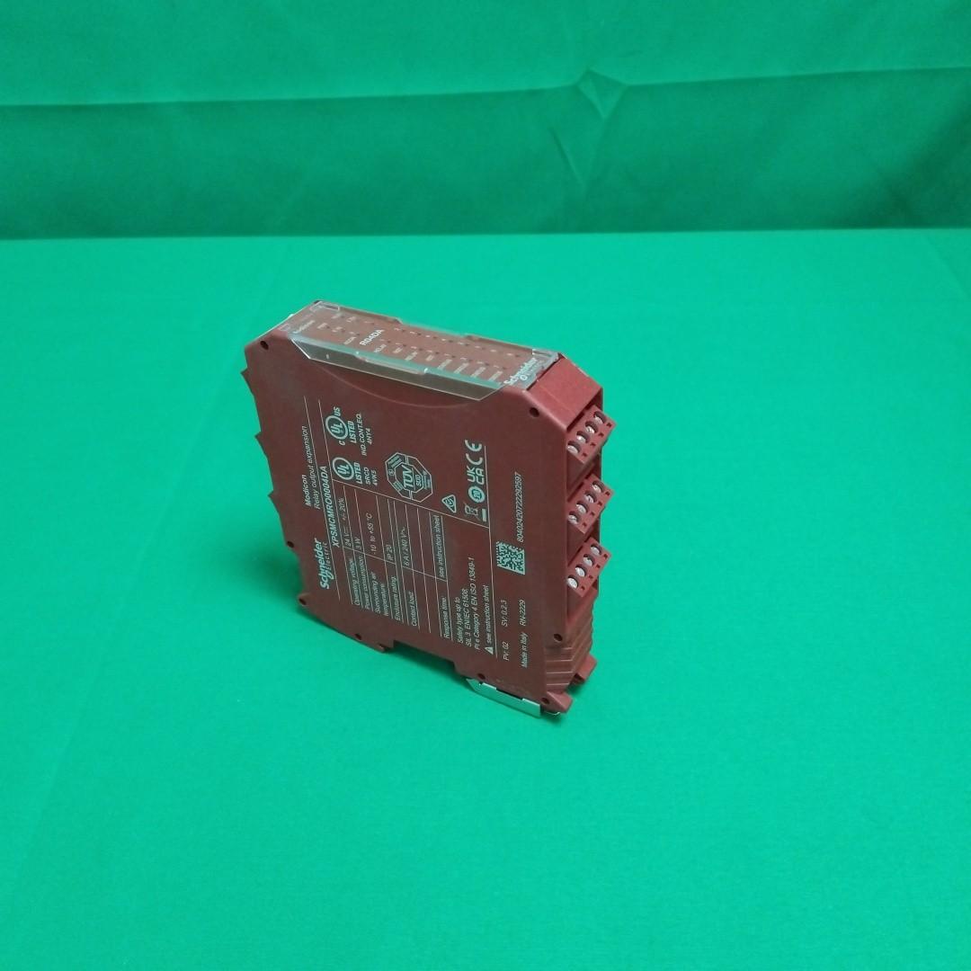 expansion module, Modicon MCM, 4 safety relay outputs, with diagnostic outout, with backplane connection, screw