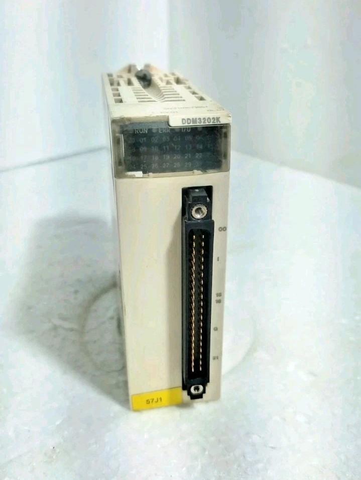 discrete mixed IO module, Modicon X80, 16 inputs, 16 outputs, 24V DC positive
