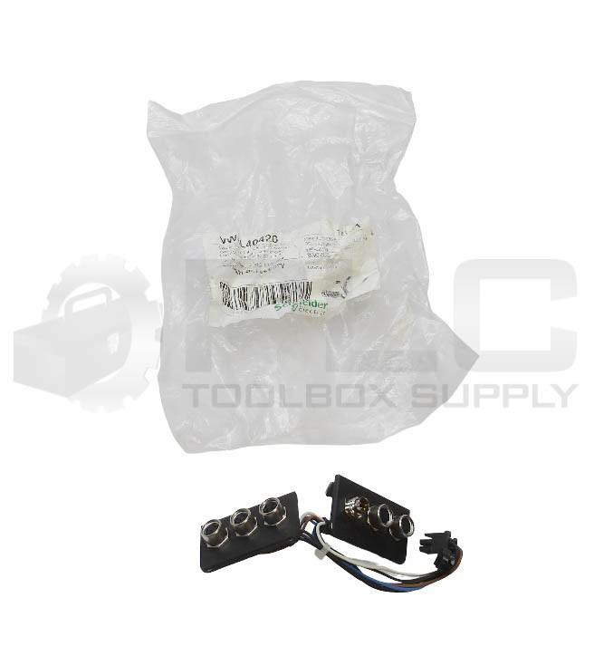 insert - 4 female M8 for 2 I/O signals + 2 male M8 for safe torque off safety
