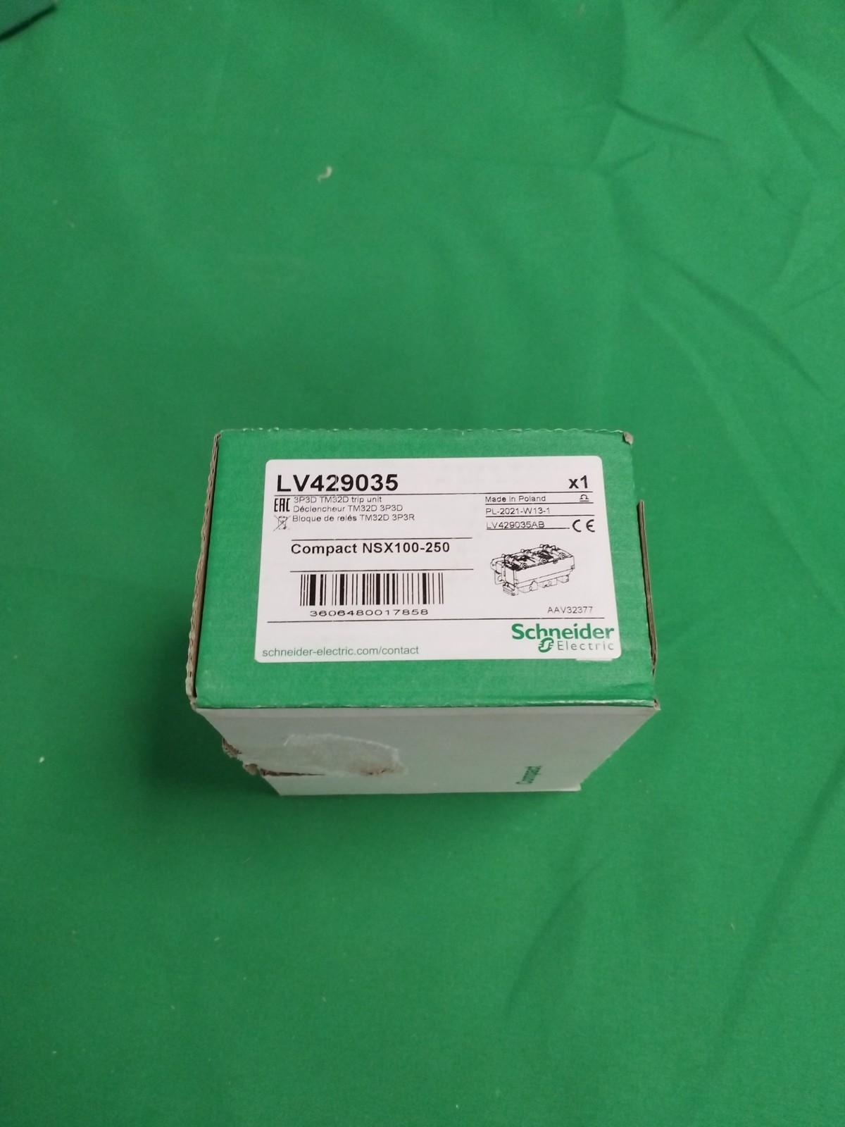 trip unit TM32D for ComPact NSX 100/160 circuit breakers, thermal magnetic, rating 32 A, 3 poles 3d