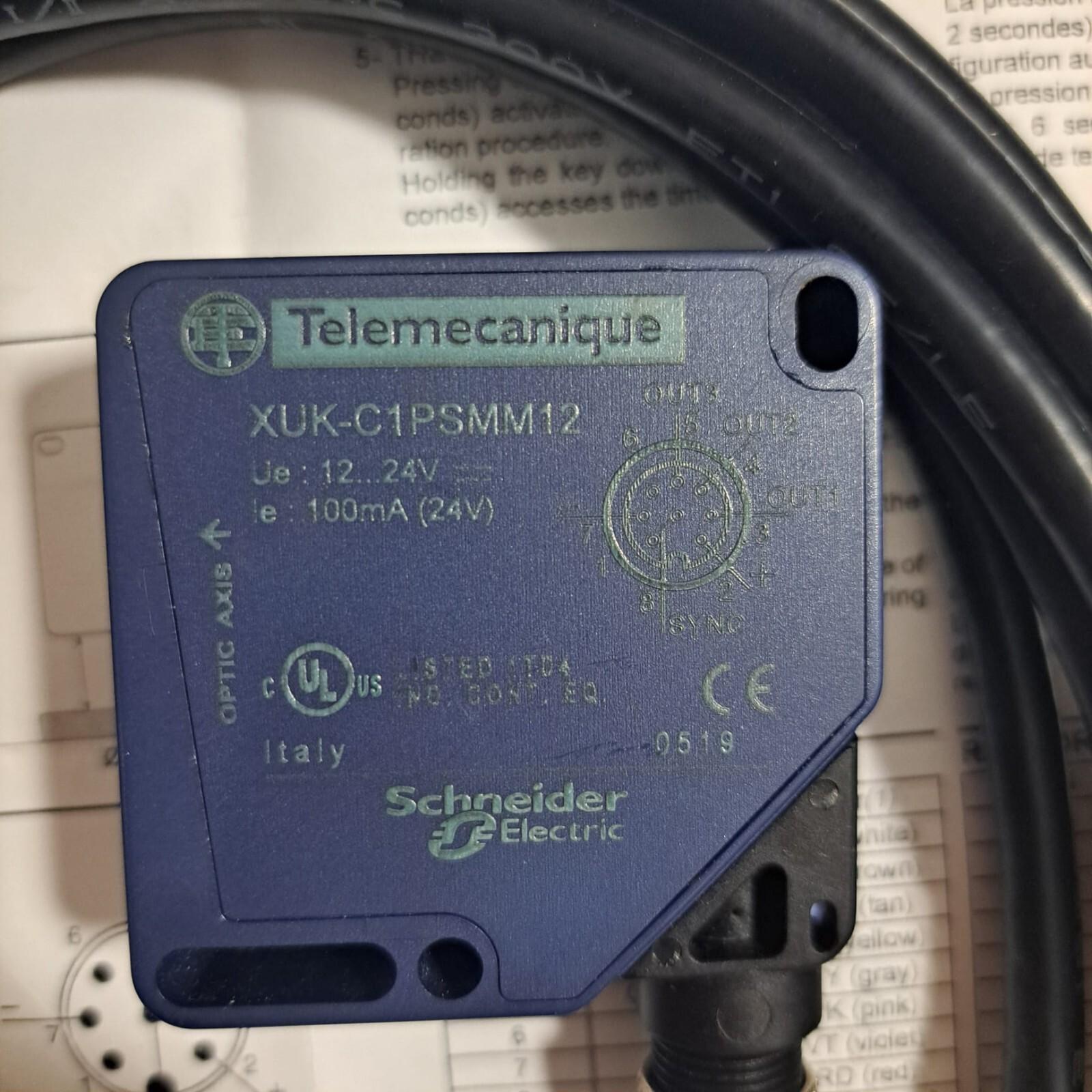 Photoelectric sensors XU, XUK, diffuse, color, Sn 20 mm, 12...24 VDC, M12