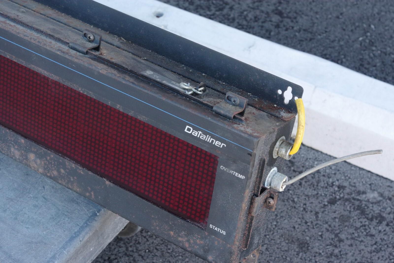 2706-F21J/C Affichage LED DL50 Rough État But Entièrement Marche