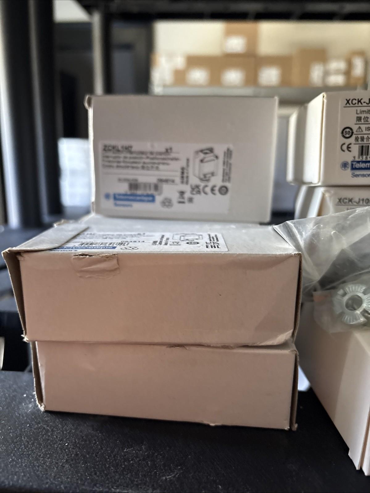 Limit switch body, Limit switches XC Standard, ZCKL, 1NC+1 NO, snap action, 1/2"NPT
