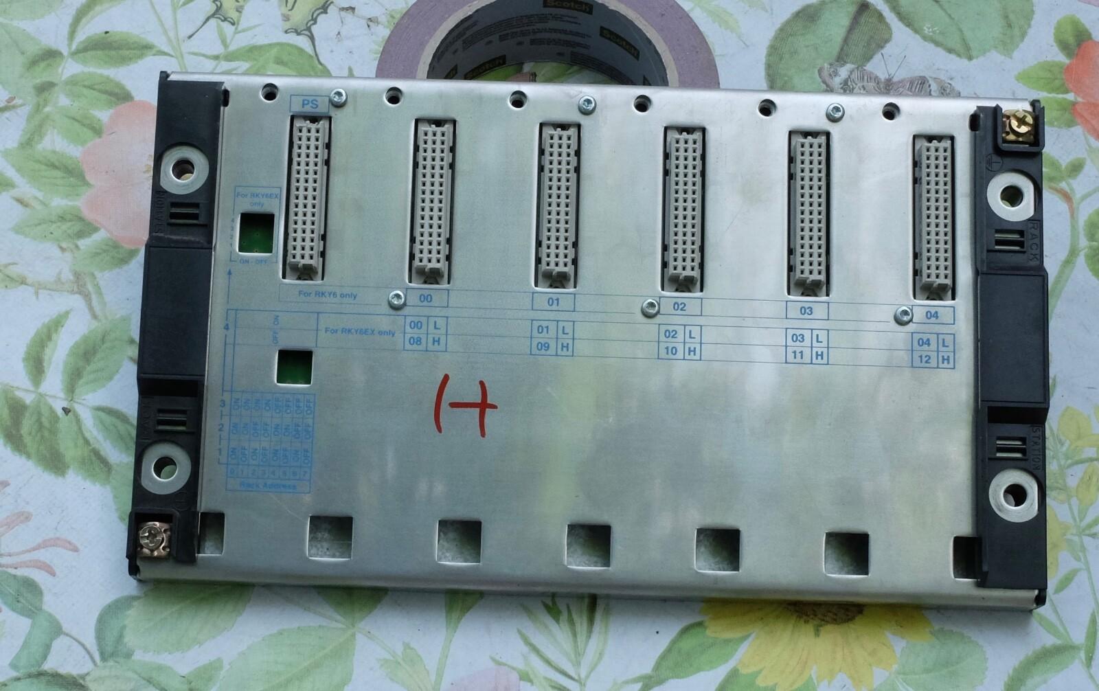 TSXRKY6 Premium rack emplacements
