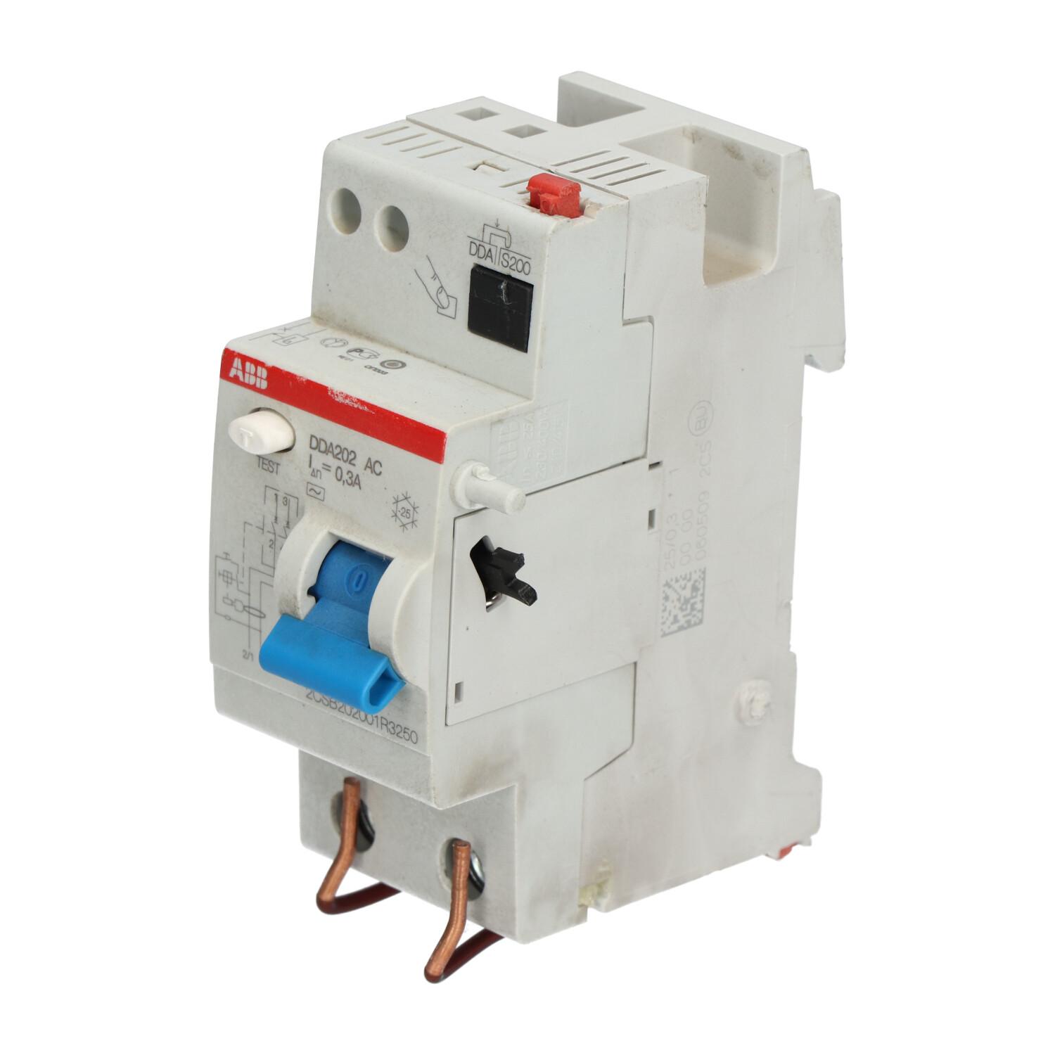DDA202 AC-25/0.3 Residual Current Device Block