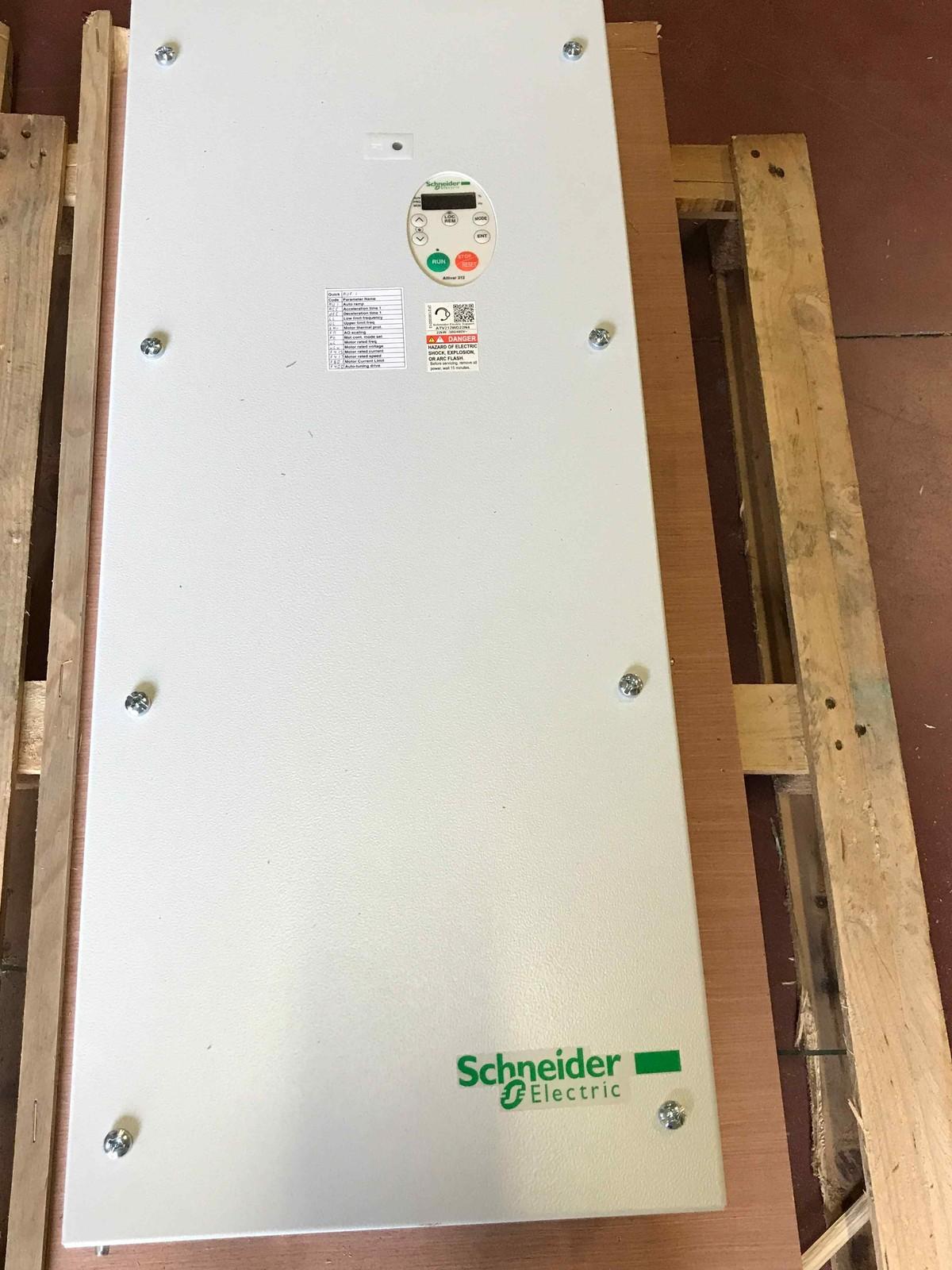 variable speed drive, Altivar 212, 22kW, 30hp, 480V, 3 phases, with EMC class C2, IP55