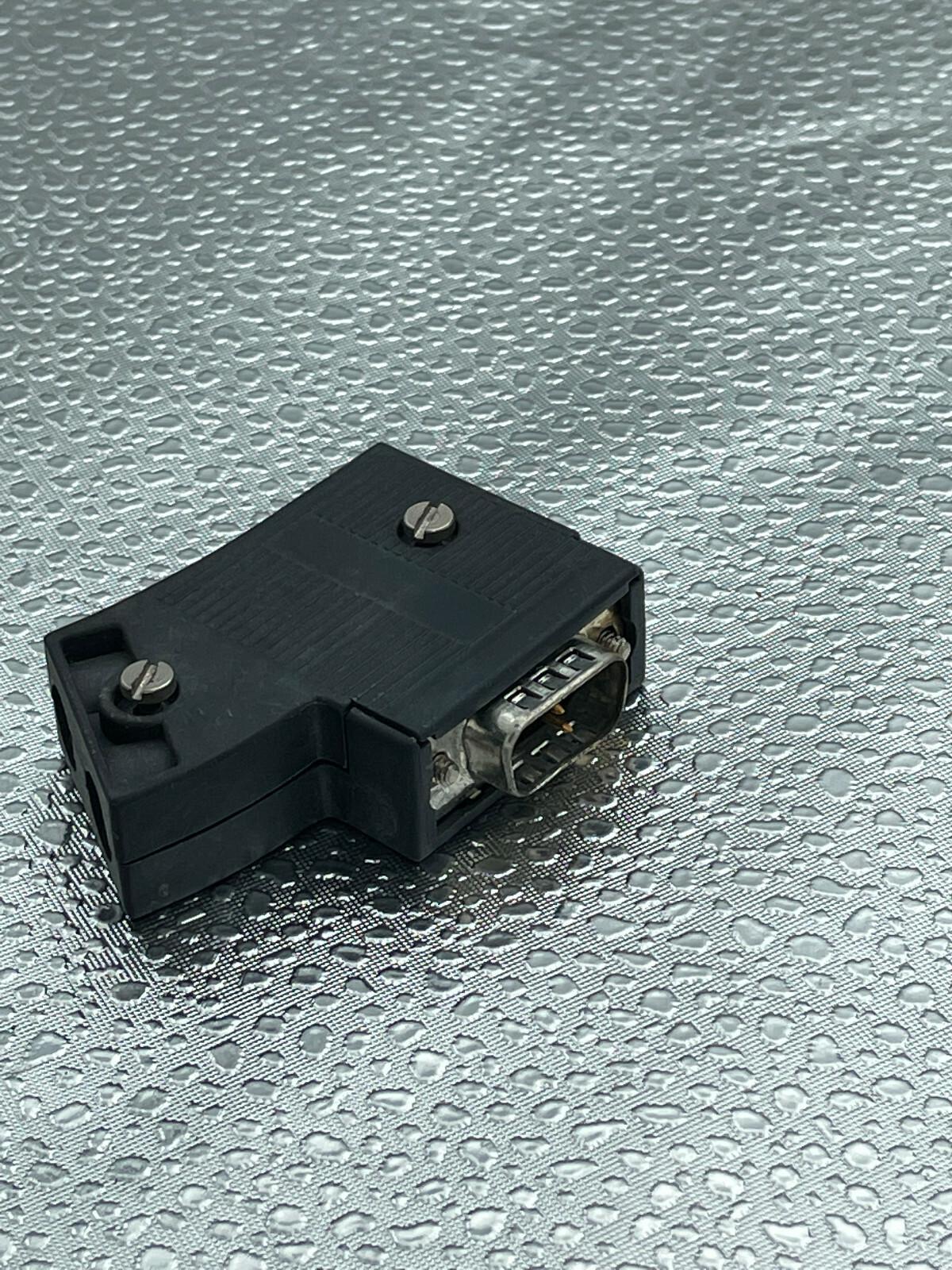 CONNECTOR PROFI 1.5MB 30DEG W/O PG