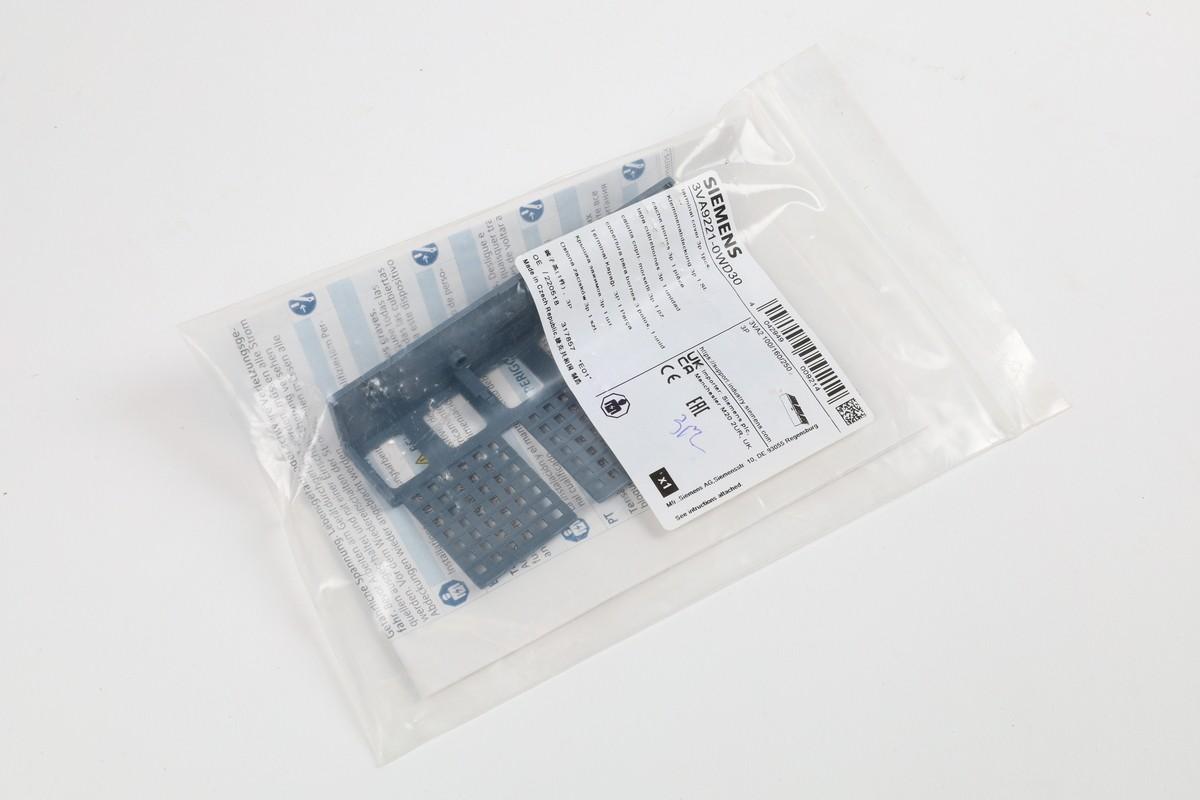 BRKR 3VA2 250A 3P TRML COVER FIXED MNT