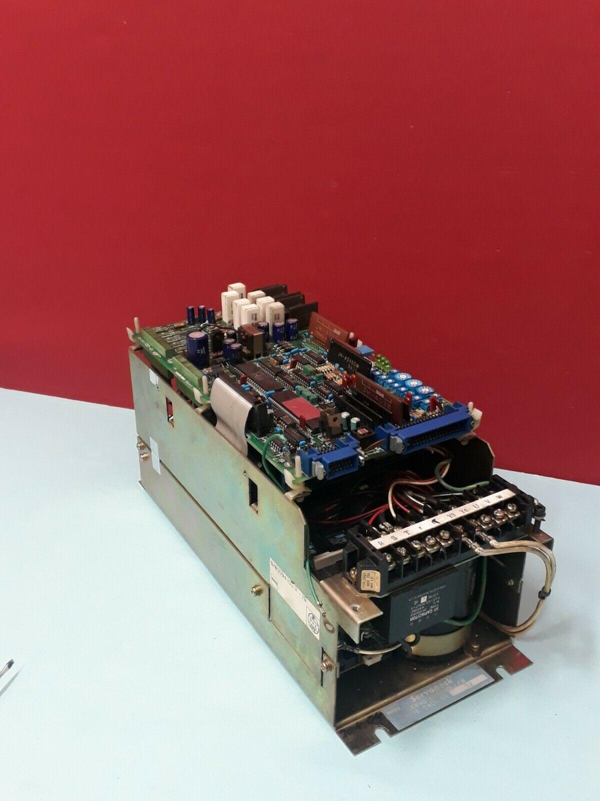 YASKAWA CACR-SR 10BB1BF-B SERVO État inconnu Donne le code d'erre...
