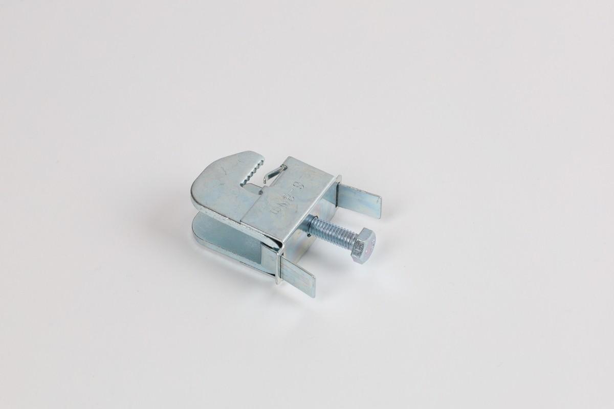 Conductor terminal