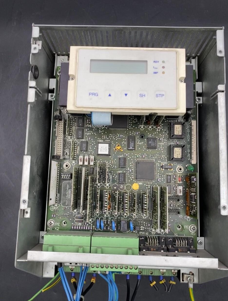 8600 33.8602_E.V009 400/460 FREQUENCY INVERTER SANS COUVERCLE