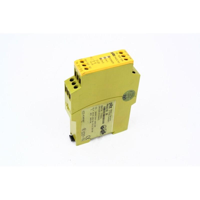 PNOZ X2 2S 774303 Broken plastic part B343)