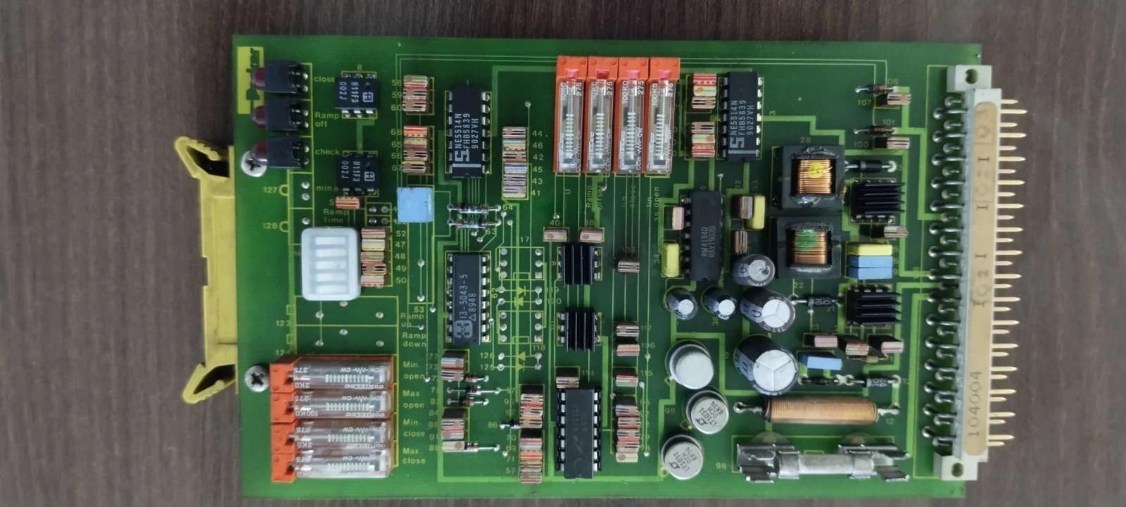 EZ00-306B/5 Stork Card
