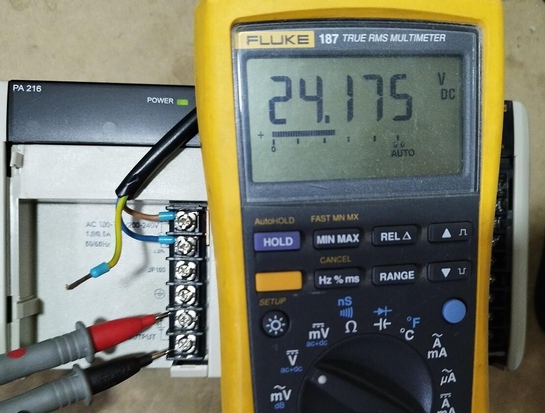 TESTÉ couvercle cassé CQM1-PA216 CQM1H PA216 CQM1 PA216