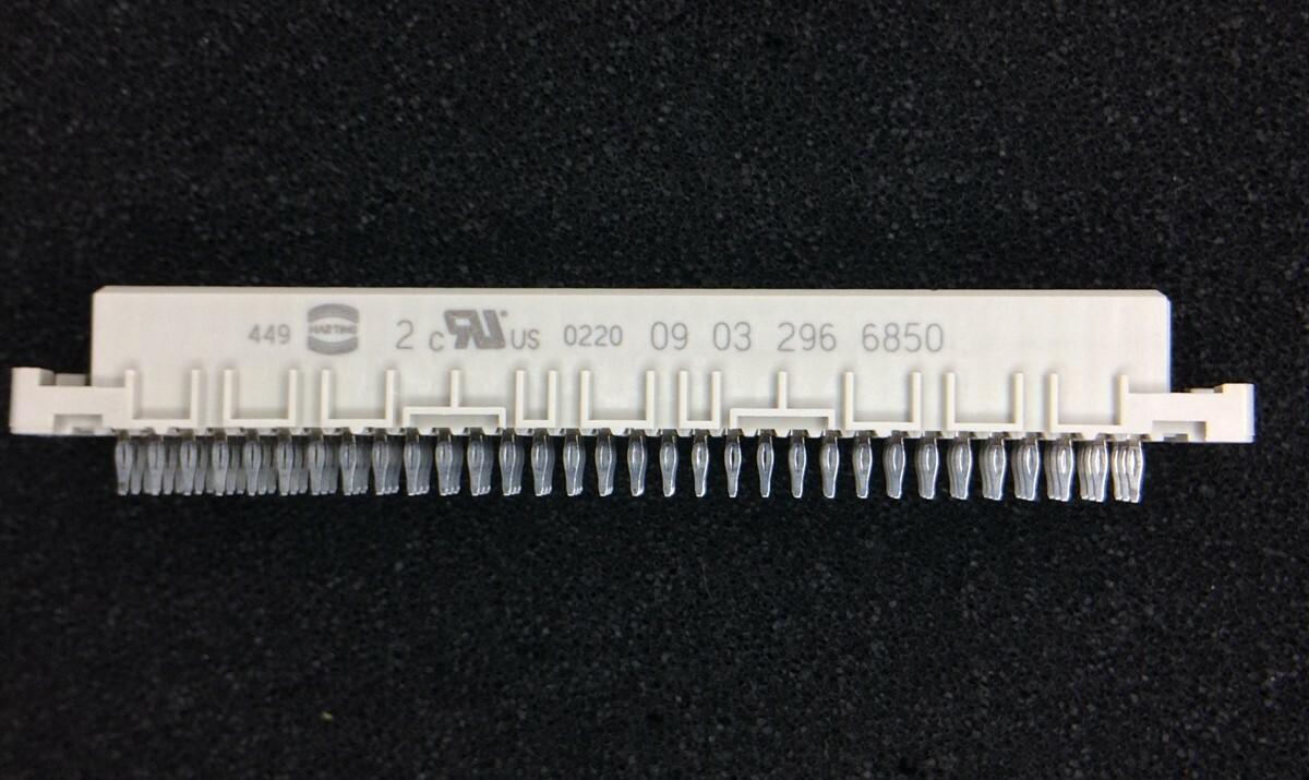 Connectors, Female connector, Press-in termination, Rated current: ‌2 A, Contacts: 96, Straight
