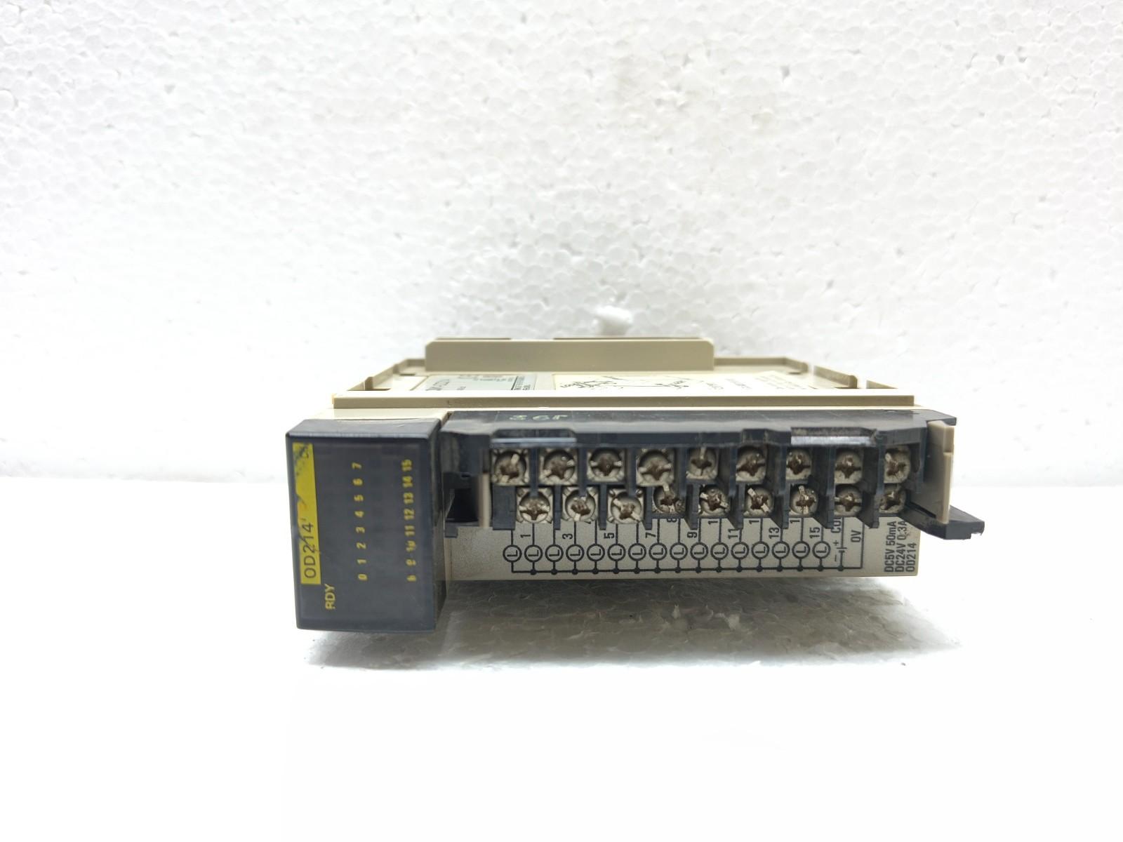 Unité De Sortie CQM1-OD214