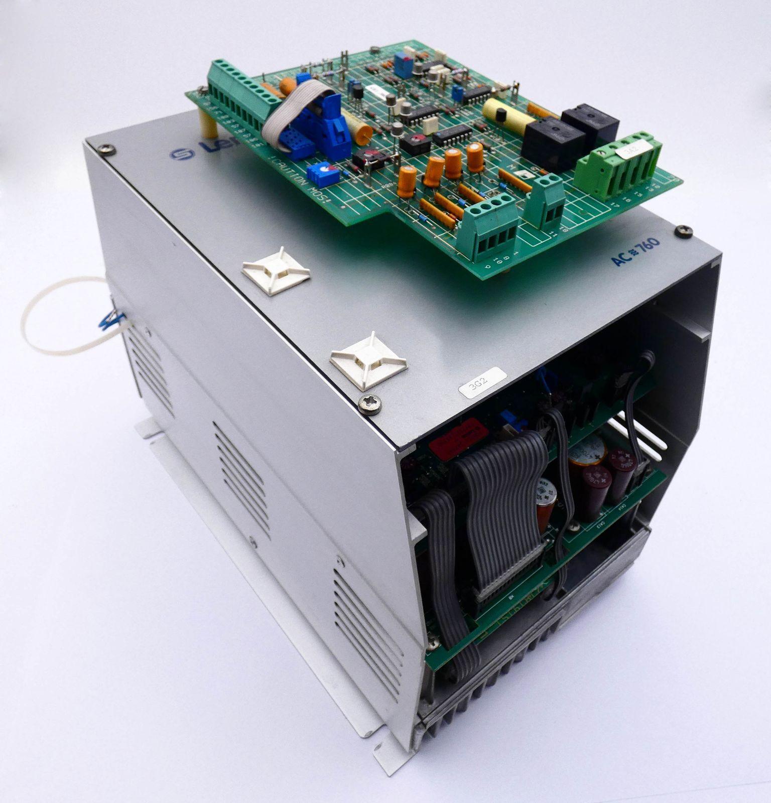 762 E-So Item No. 3A 2048 Comm No. F8/7227/ XB 390