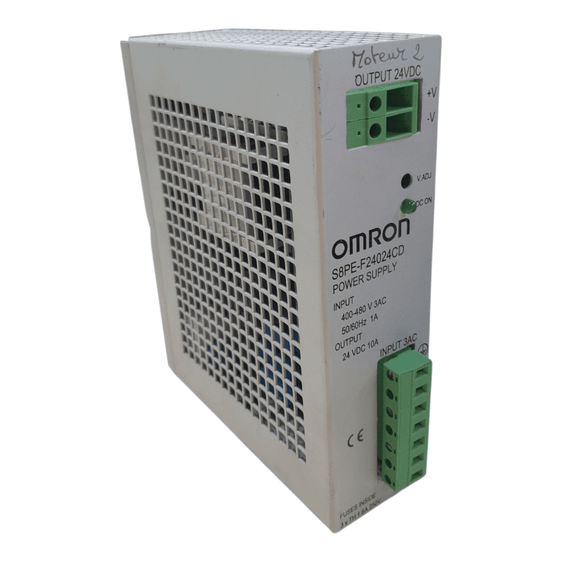 S8PE-F24024CD Module d'alimentation 400-480V