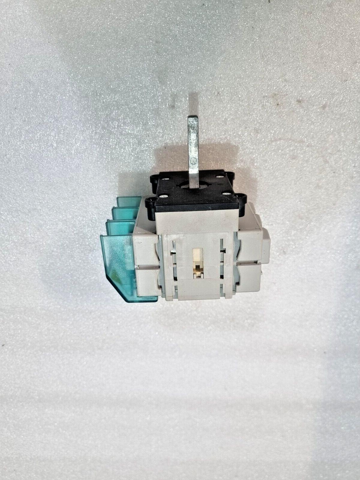 DISC SW 125A ROT HDL 4HOLE R/Y 3P