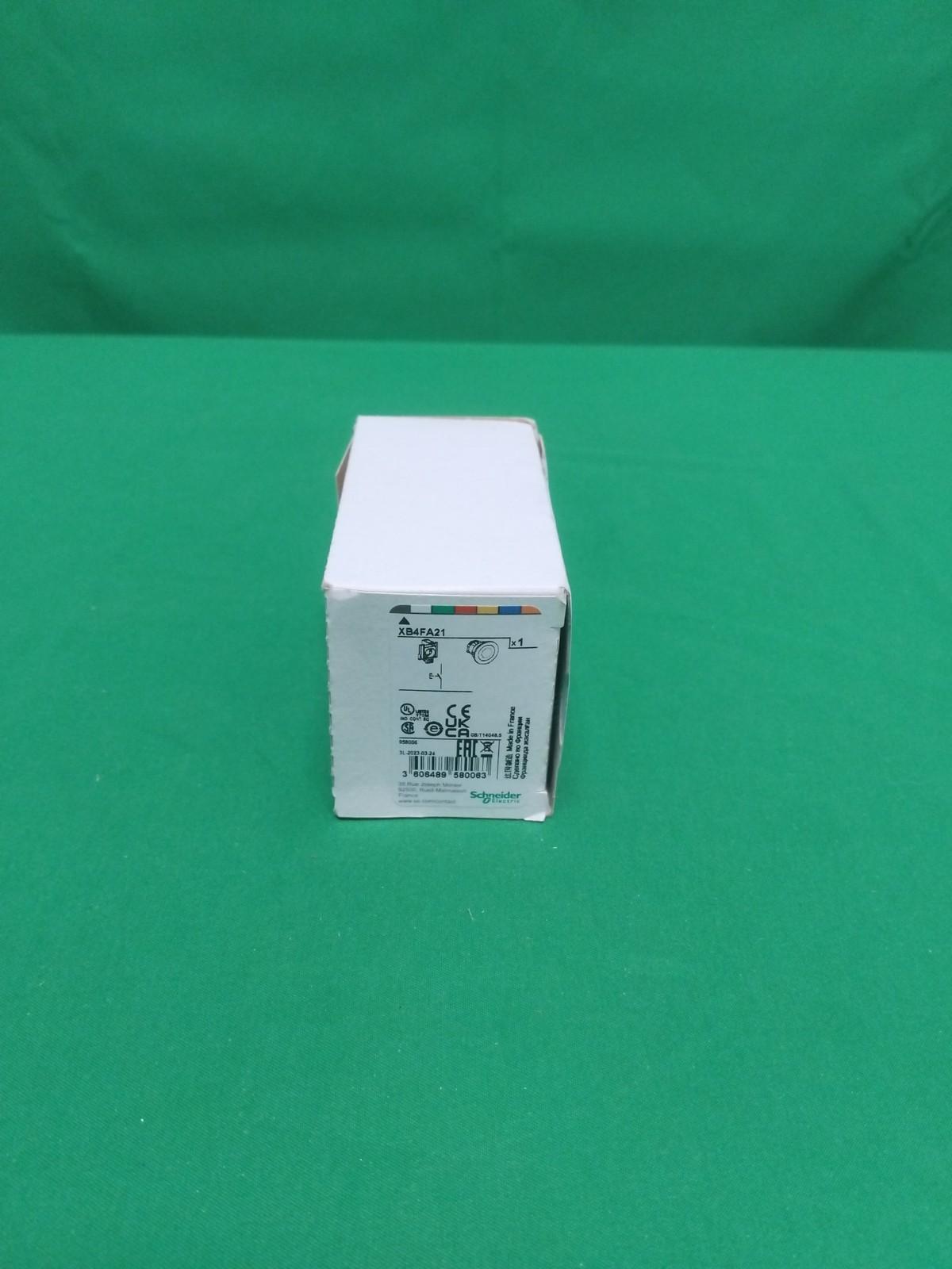 Push button flush mounted, Harmony XB4, metal, black, 30mm, spring return, unmarked, 1NO