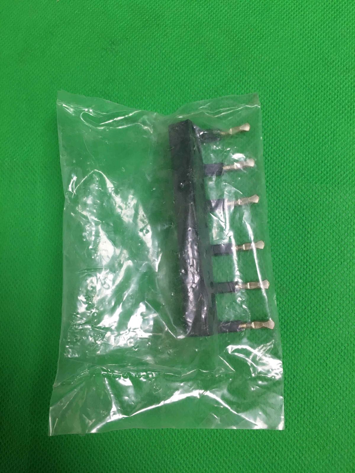 Set of power connections, inversing busbar, for 3P reversing contactors assembly, LC1D09-D38 lugs terminals