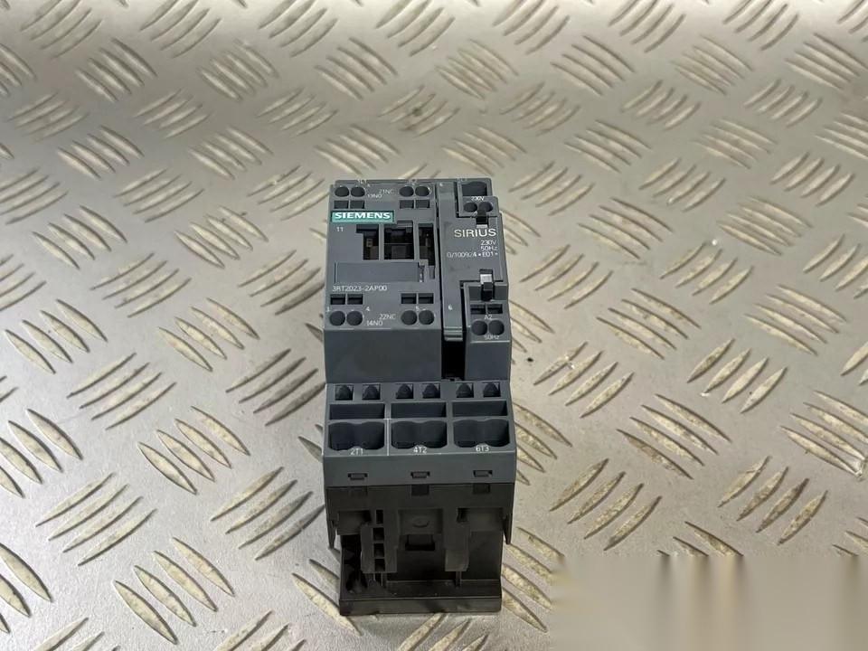 CONTACTOR S0 9A 230VAC 1NO/1NC SPRG