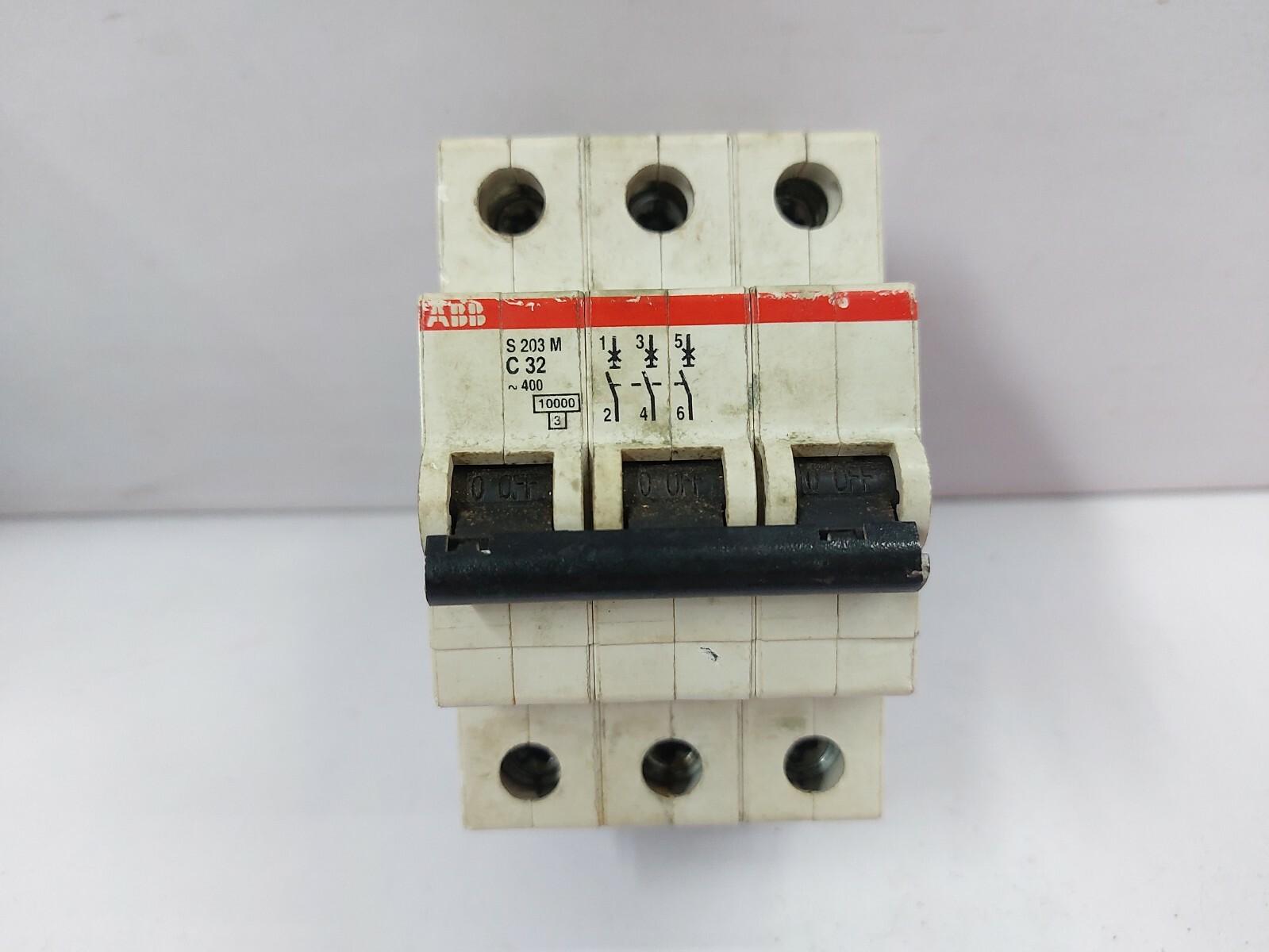 S203M-C32 Miniature Circuit Breaker - 3P - C - 32 A
