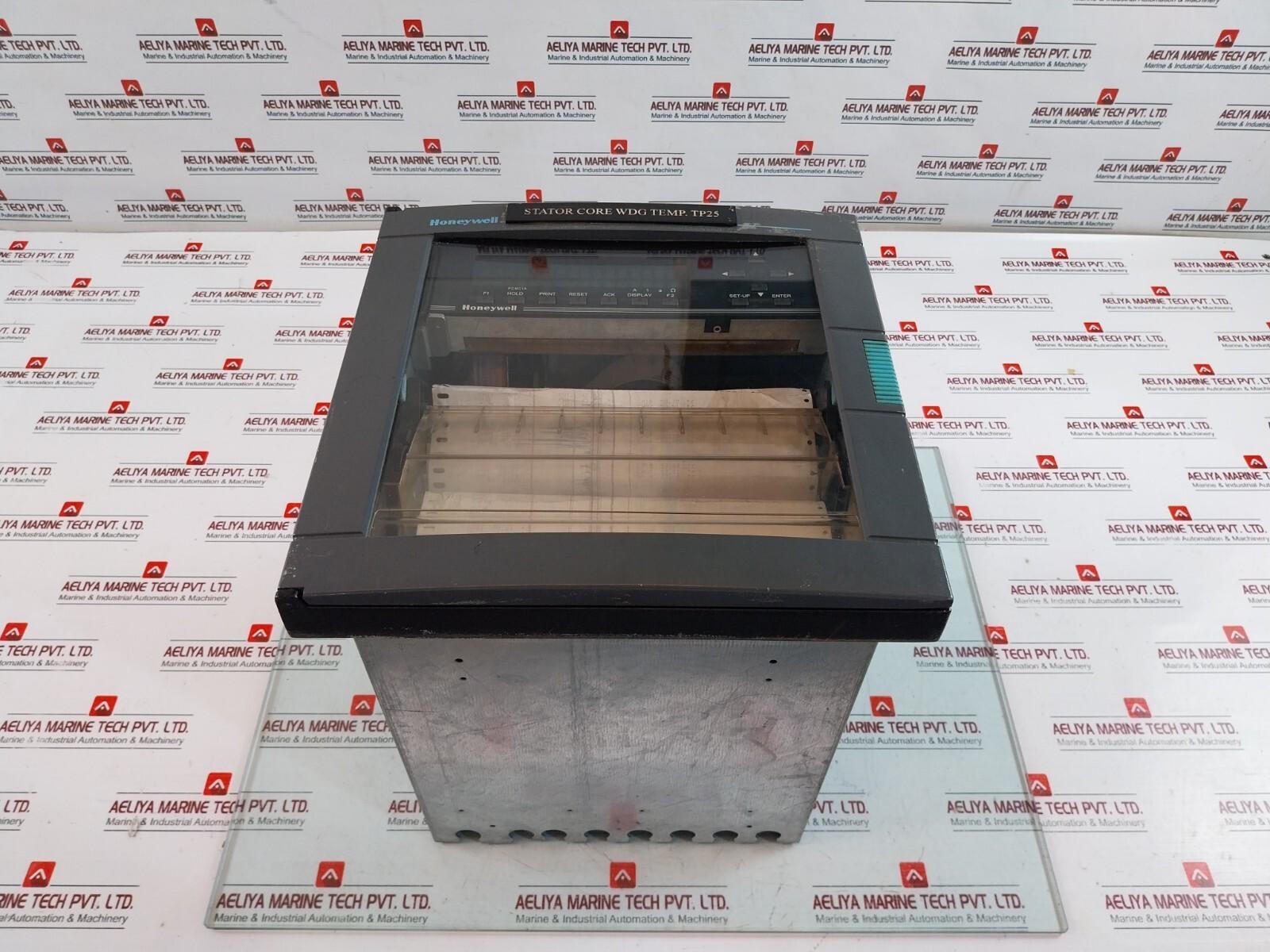 RECORDER DE DONNÉES DPR180 D18-UUU000-AAAA00-0000-0-0000-00-E 50/60HZ