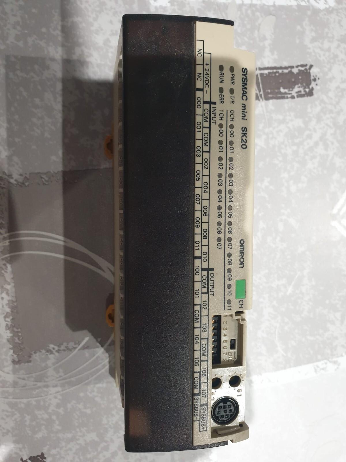 SK20-C1DR-D UC 12E 8S RELAIS ALIM 24VC.C.