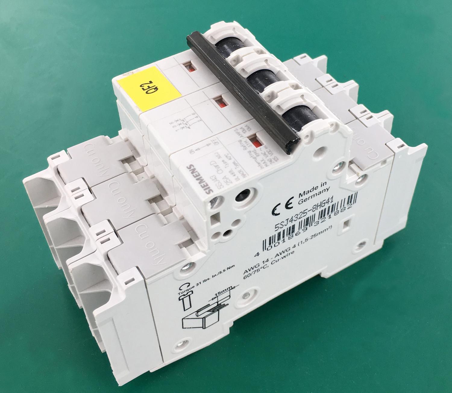 MCB 5SJ4 3P 240V 25A 10K D-TRIP