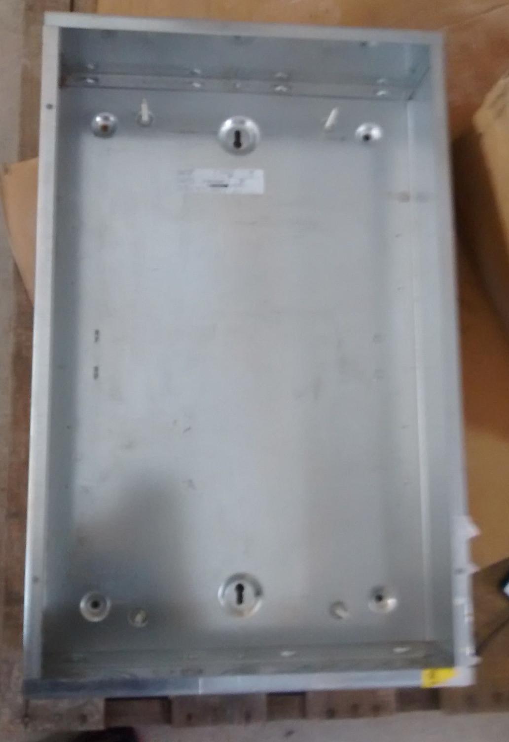 Enclosure box, NQ and NF panelboards, NEMA 1, 20in W x 32in H x 5.75in D