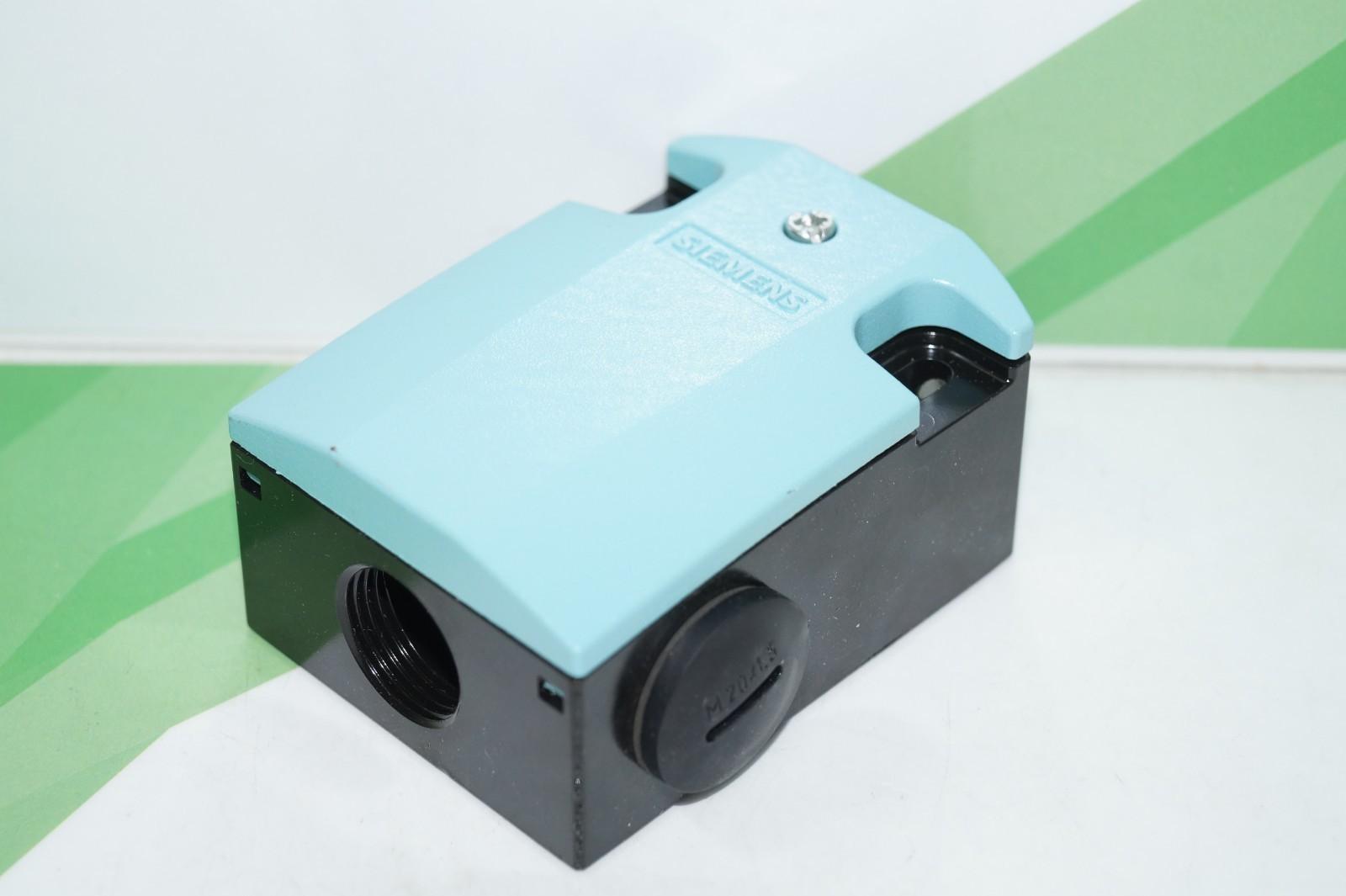 LIMIT SW, PLASTIC ROLL LEVER, 1NO+2NC, M20